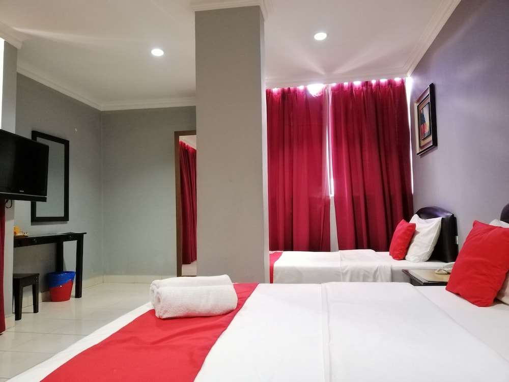 PUTERI AMPANG HOTEL 12/48