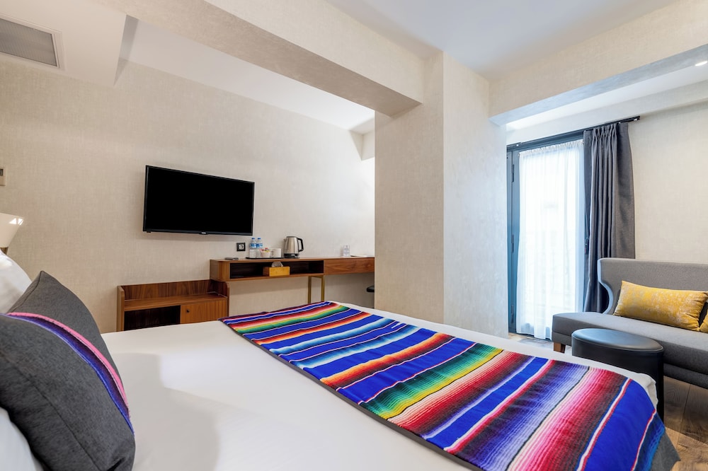 Hay Hotel Alsancak 42/50
