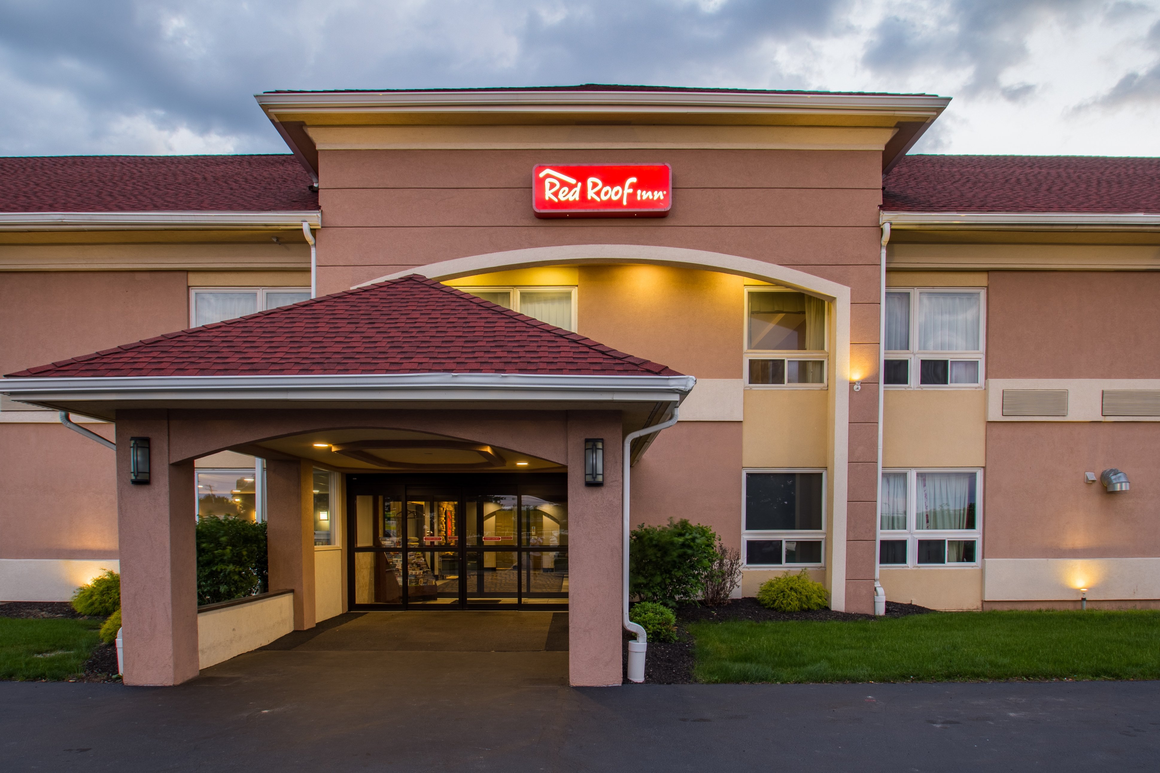 Red Roof Inn Batavia 2/47