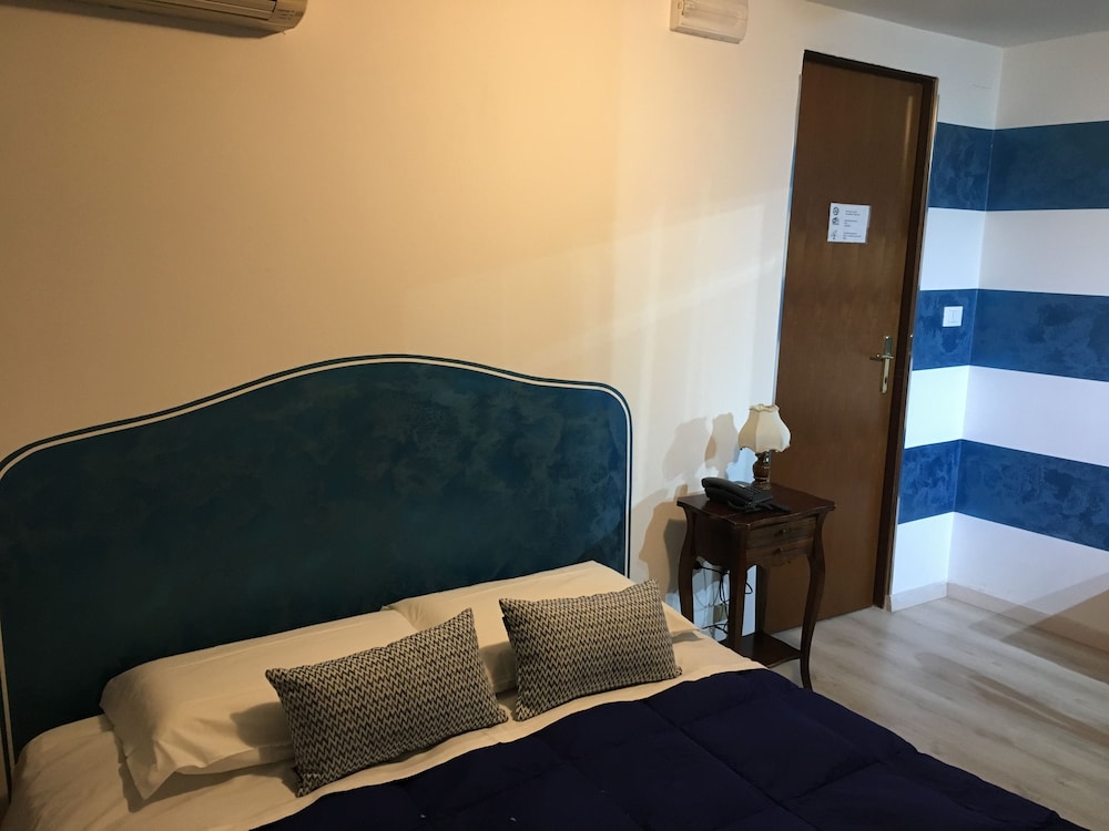 Al Palazzo Lion Morosini 12/27