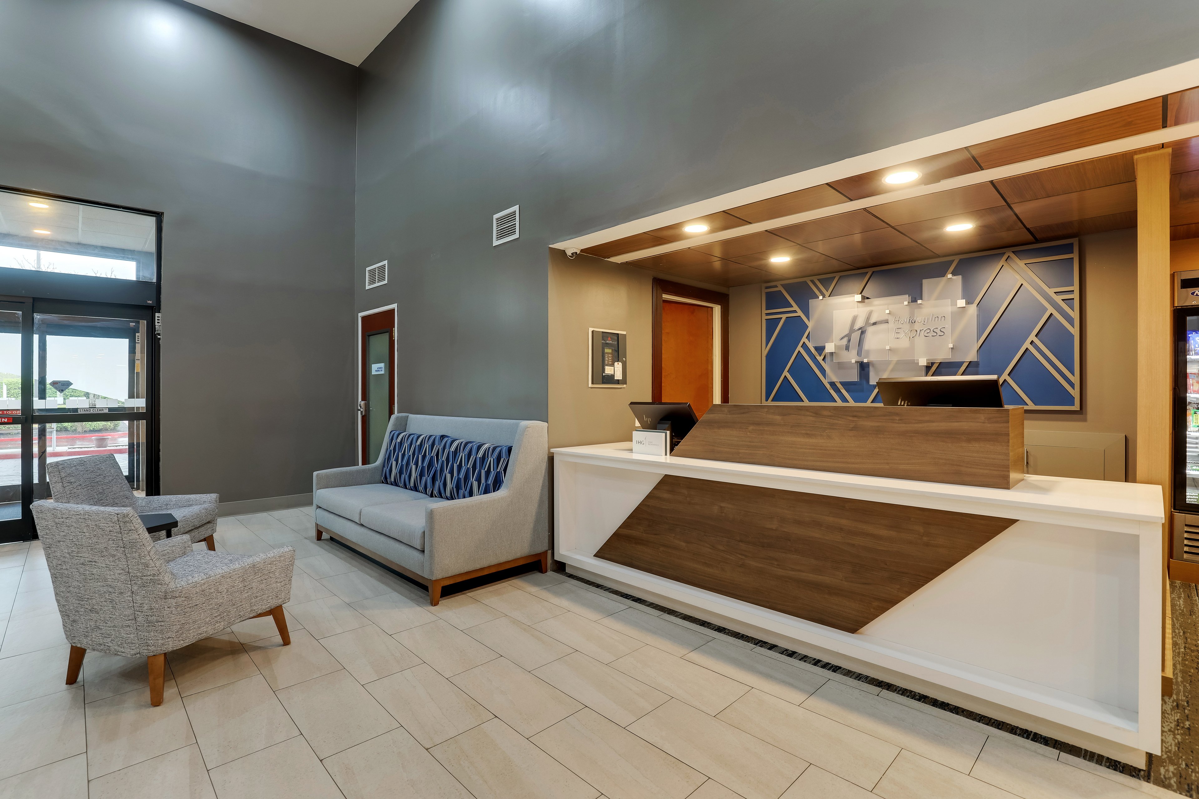 Holiday Inn Express Lexington Southwest Nicholasville 7/28