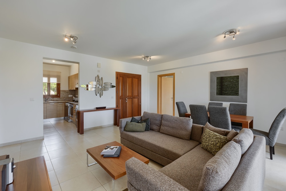 Aphrodite Hills Golf Spa Resort Residences Apartments 24/55