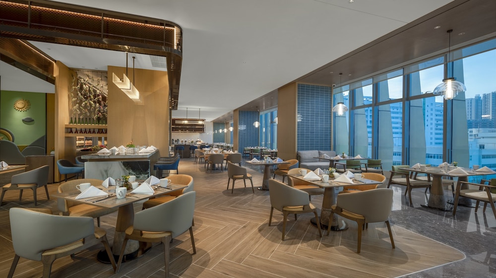 Holiday Inn Qinhuangdao Haigang 36/52