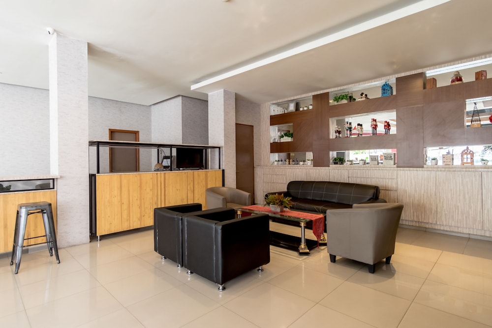 Oyo 319 Putra Mulia Hotel 6/32