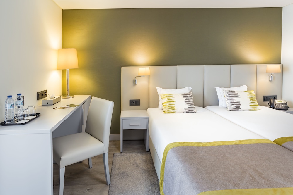 EMPIRE LISBON HOTEL 16/71