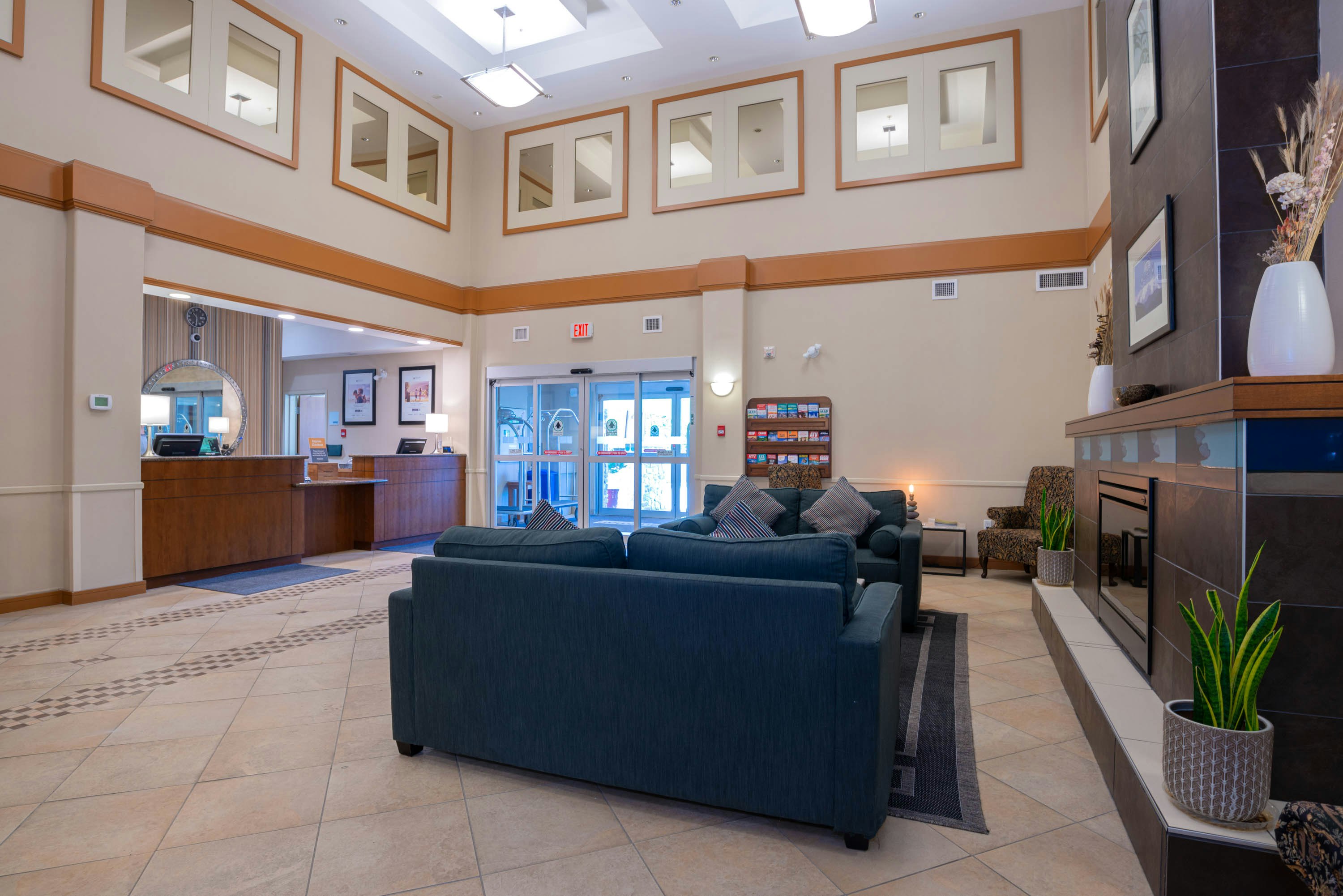 Sandman Hotel Suites Squamish 30/46