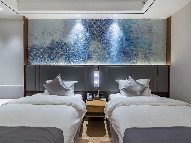 GreenTree Eastern Xuzhou High Speed Railway Station West Exit Station Hotel 14/60