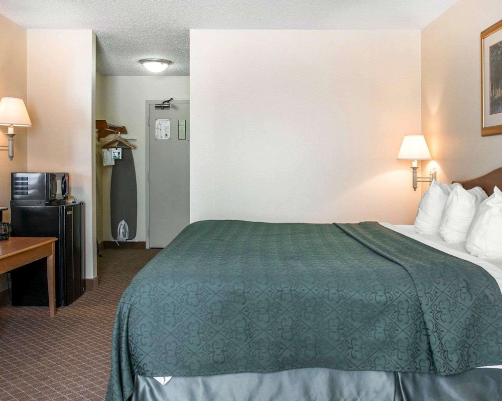 Quality Inn & Suites Monroe 11/48