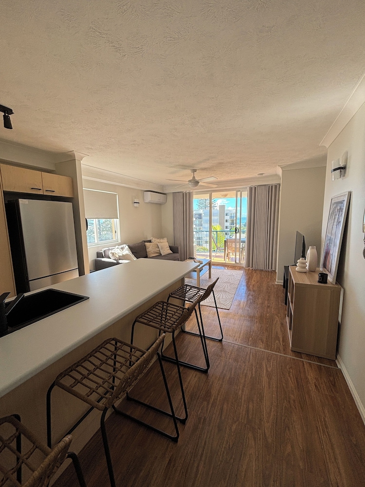 San Mateo on Broadbeach 30/51