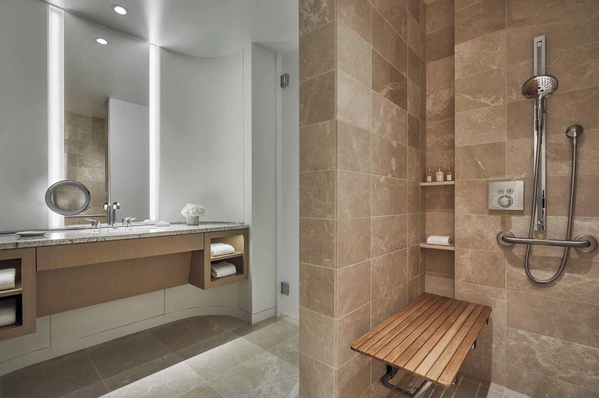1 Bedroom, Skyline, Suite, Corner, Accessible