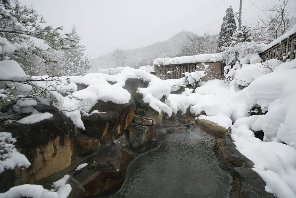 Kutsuroginoya Yuu 27/28
