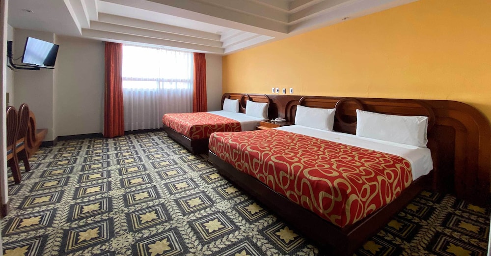 Hotel Escala Siglo XXI 11/50