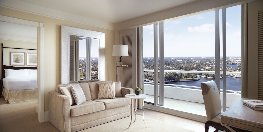 The Ritz Carlton Fort Lauderdale 25/45