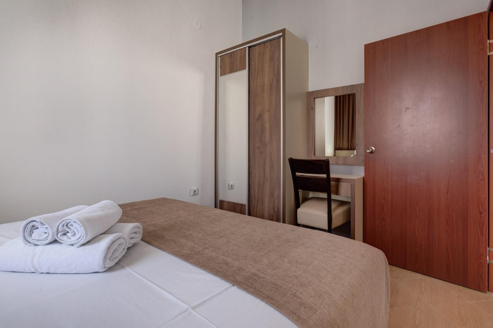 Hotel Zan 24/32