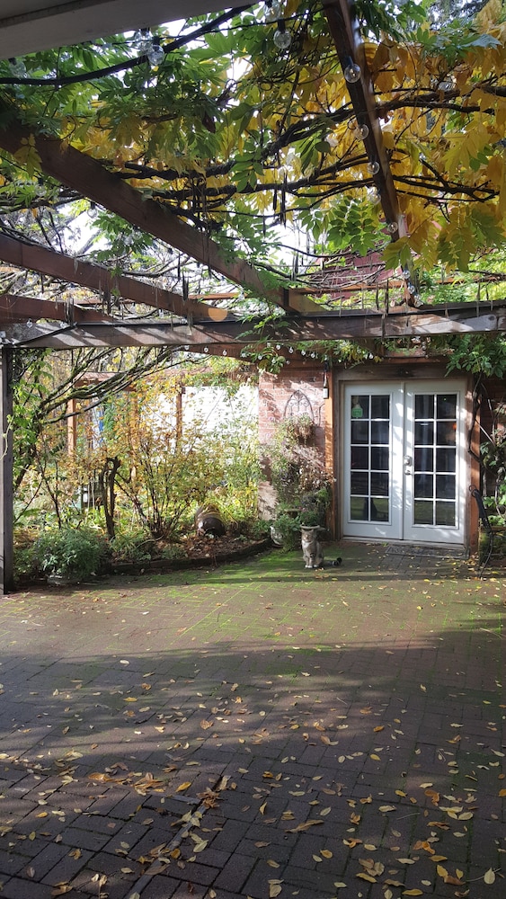 Husum Riverside Bed And Breakfast 44/50