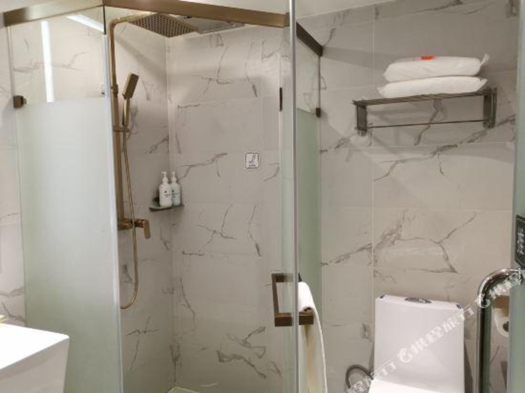 7 Days Inn (Guangzhou Jingxi Nanfang Hospital Tonghe Metro Station) 34/34