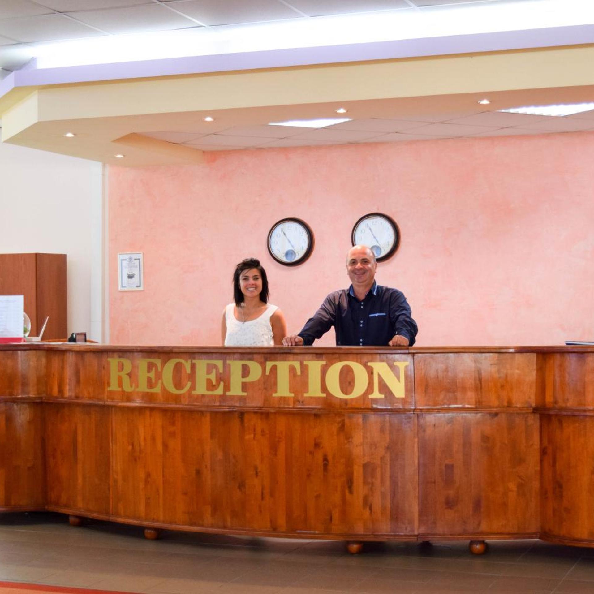 Balaton Hotel 8/52