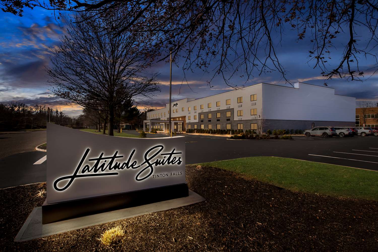 Latitude Suites Tinton Falls Eatontown 1/19