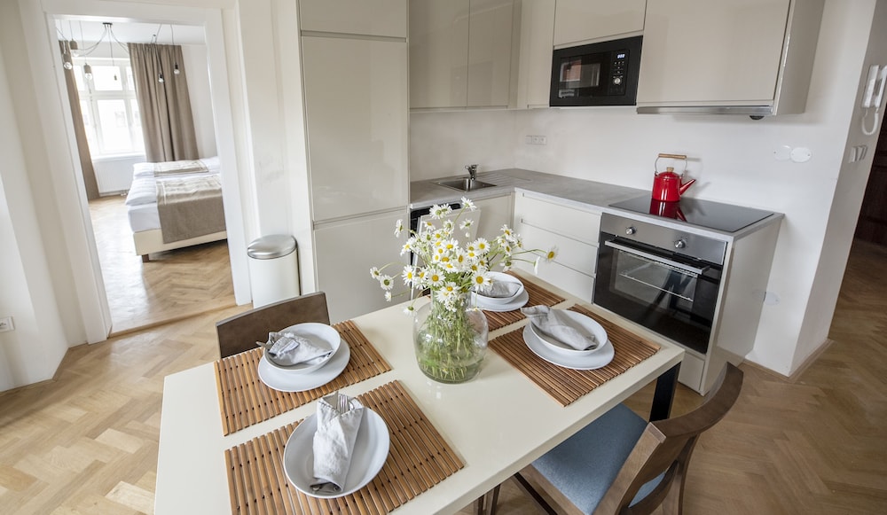 Letna Garden Suites 55/66