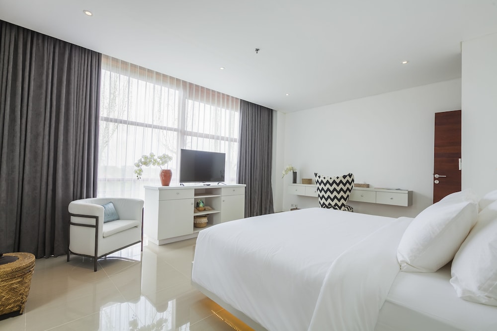 Imani Suite Seminyak 12/50