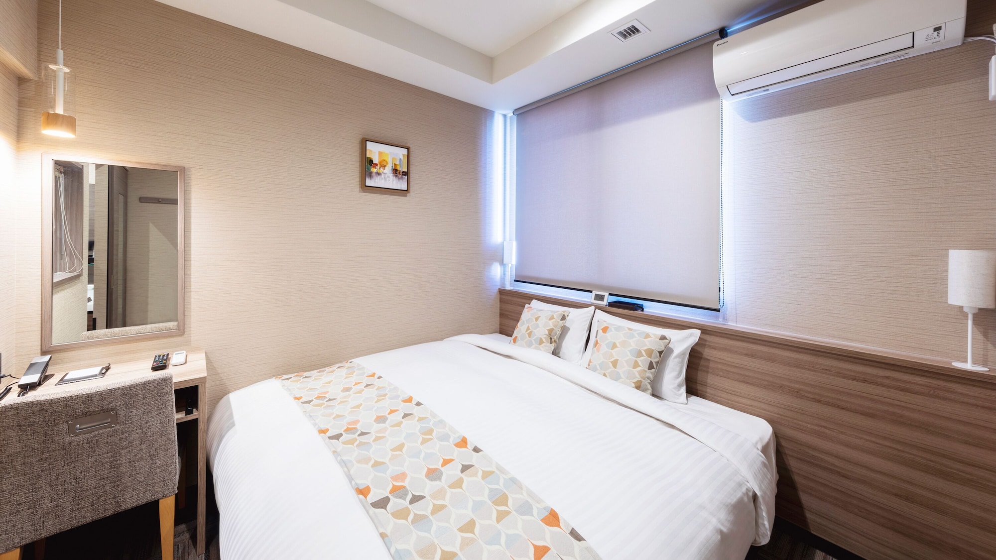 DELUXE, DOUBLE BED