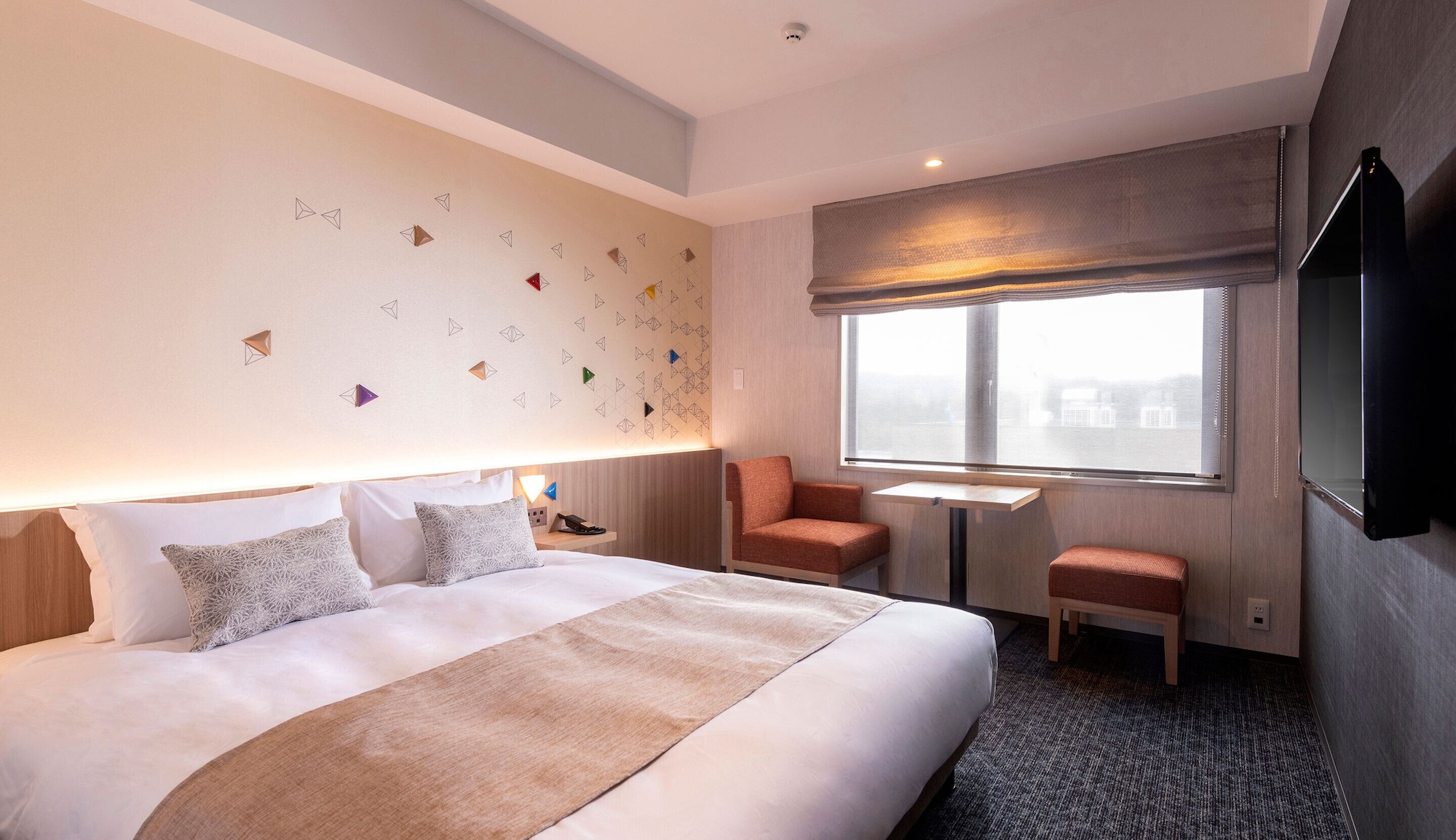 RESIDENTIAL, DOUBLE BED