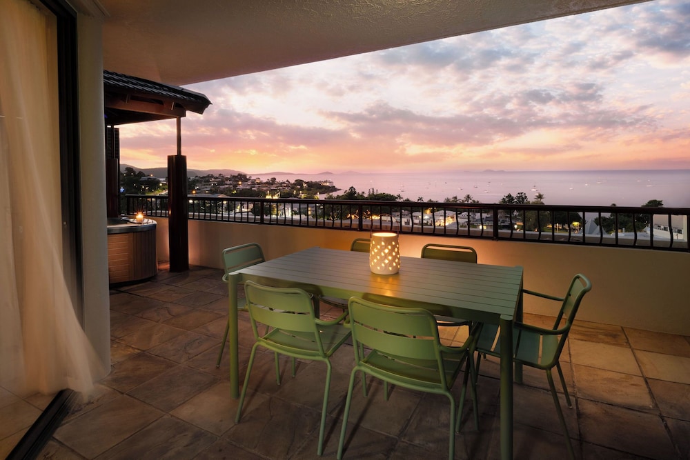At Waters Edge Resort 37/48