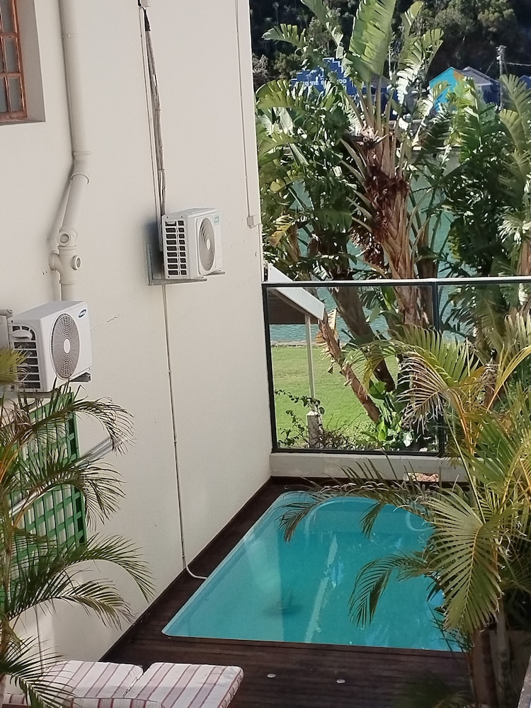 My Pond Hotel 25/50