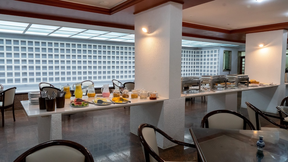 Praia Hotel Enseada 47/63