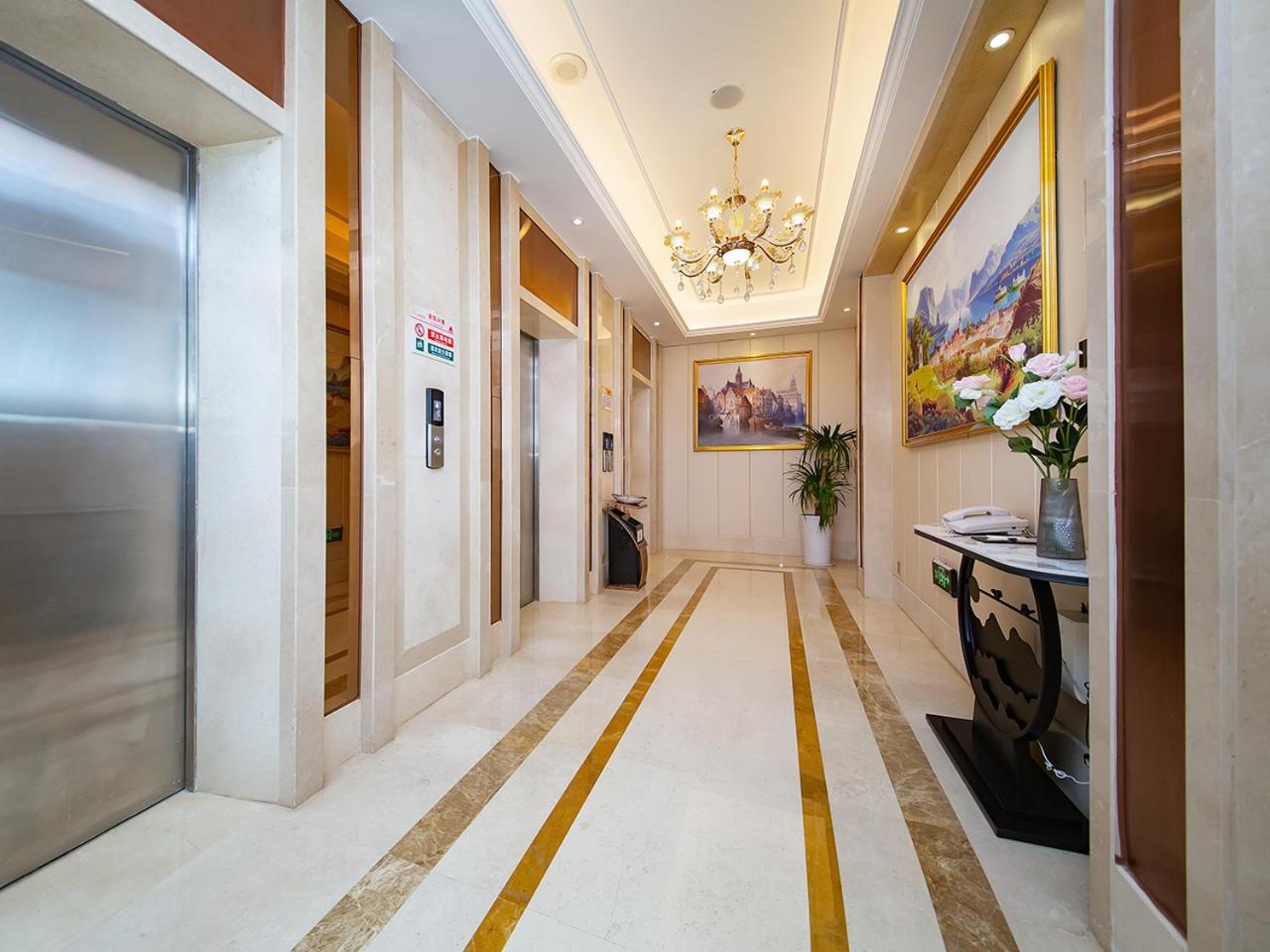 Vienna International Hotel (Jingzhou Xintiandi) 8/50
