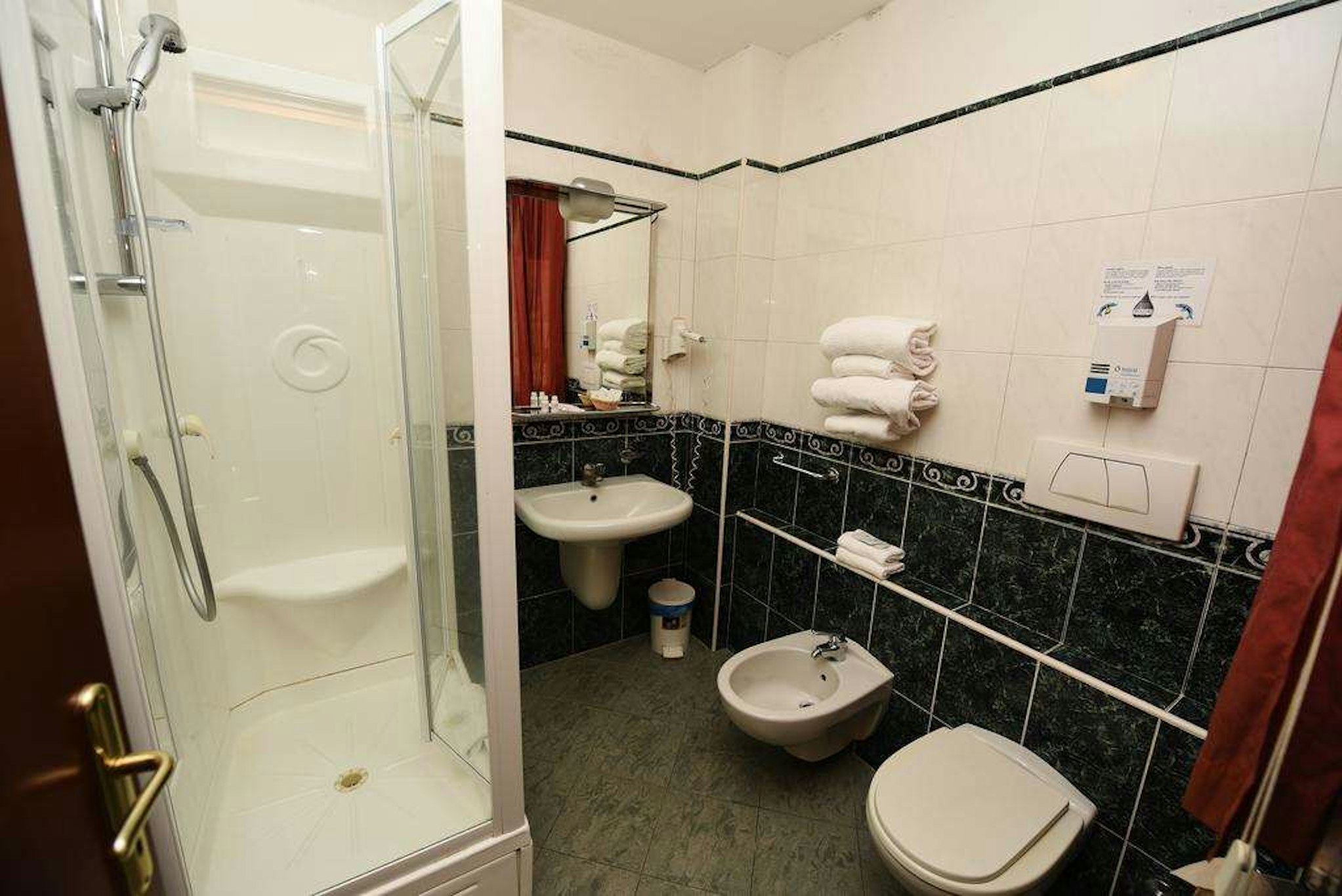 Albergo al Castello 34/44
