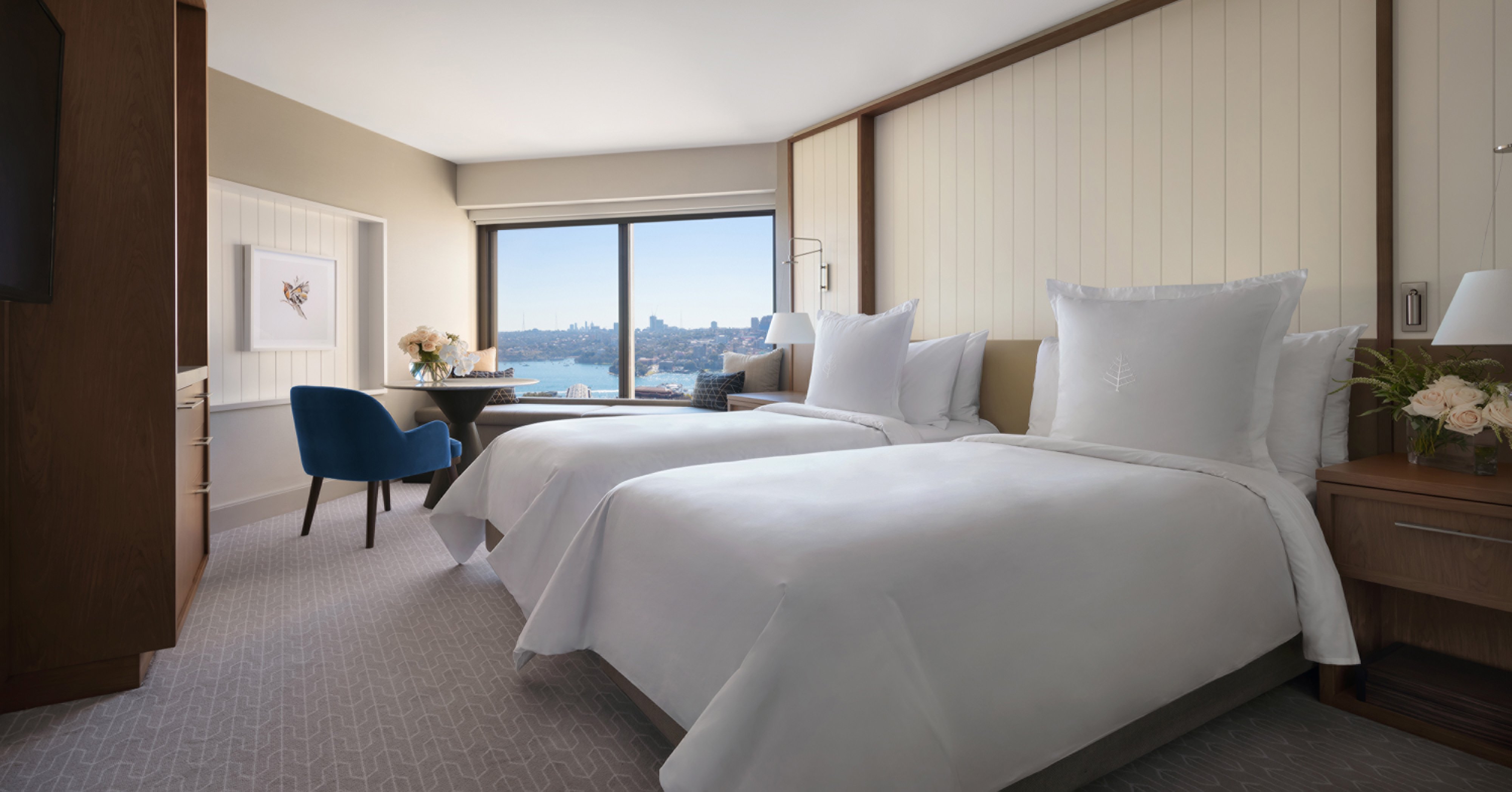 Deluxe, Twin Beds, Partial Harbour View