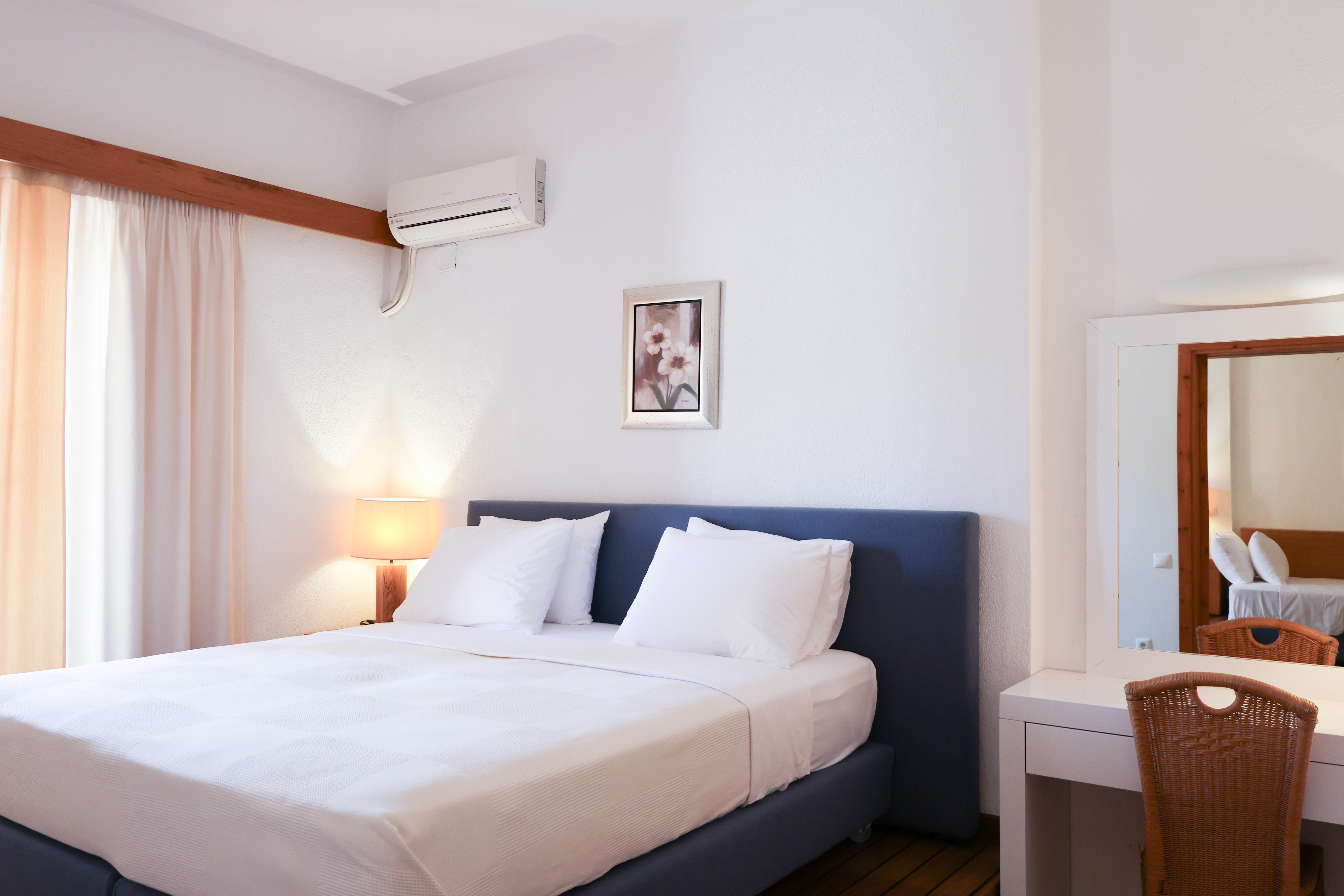 1 Bedroom, Suite, Side Sea View