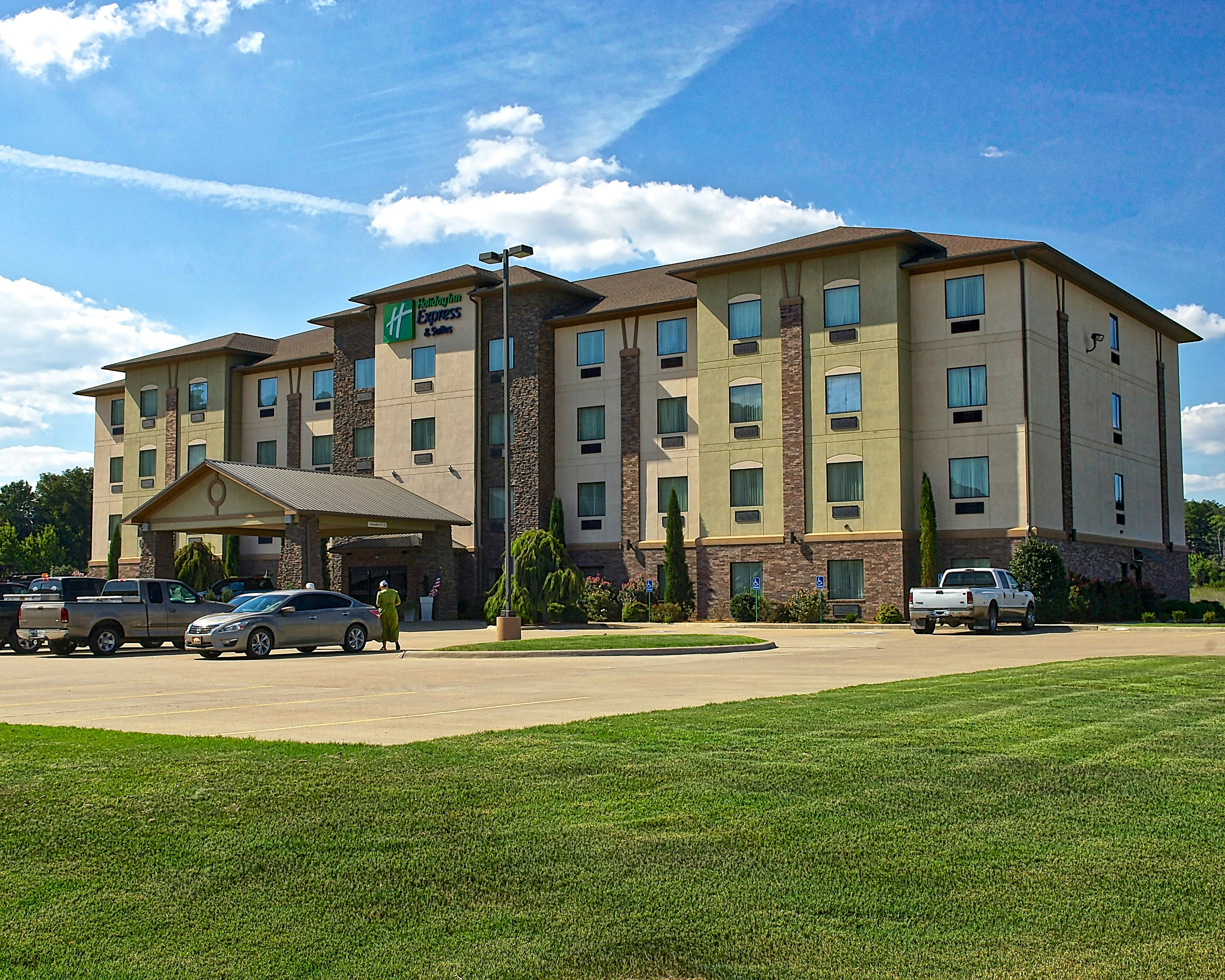Holiday Inn Express Hotel and Suites Heber Springs 3/30