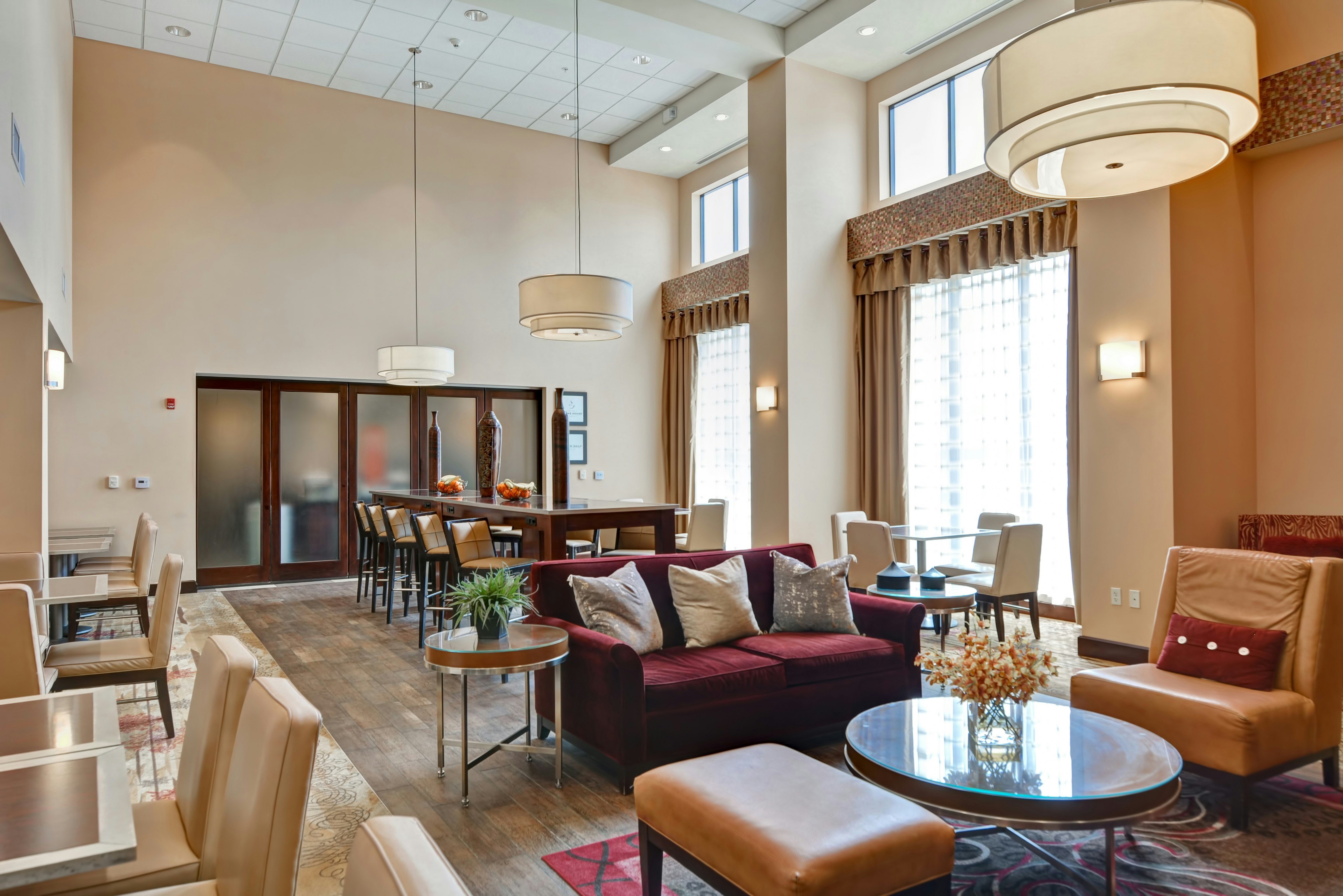 Hampton Inn & Suites Peoria At Grand Prairie Il 33/61
