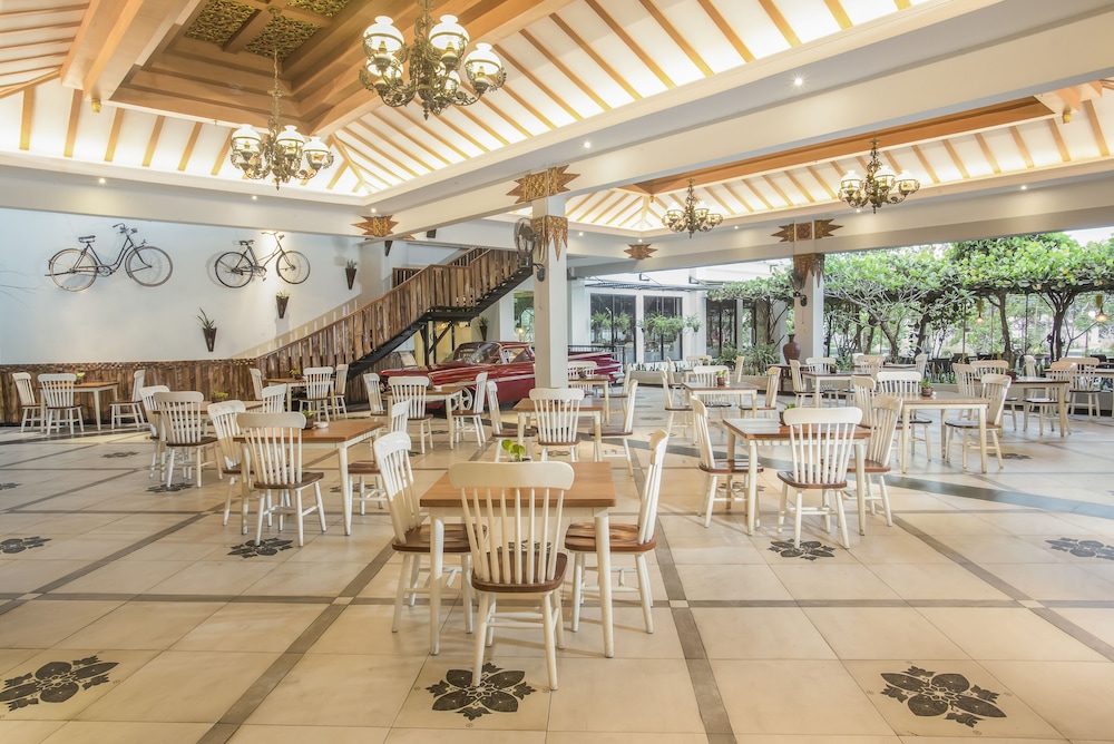 Grand Rohan Jogja 18/28