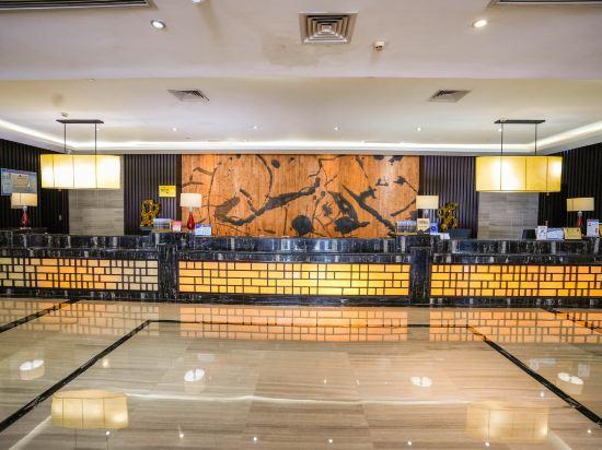Grace Hotel, Optics Valley, Wuhan 8/37