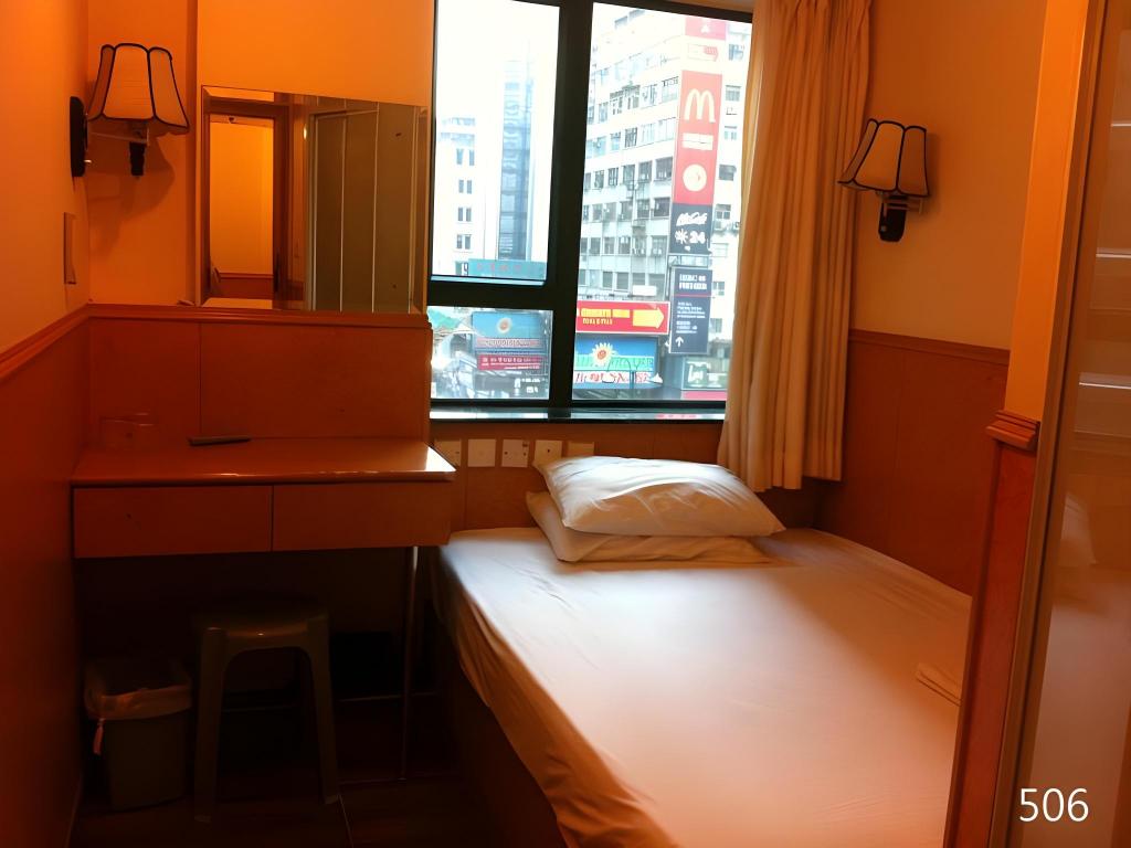 Room, Double Bed