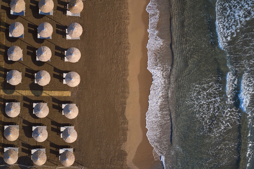 Atlantica Amalthia Beach Hotel 57/65