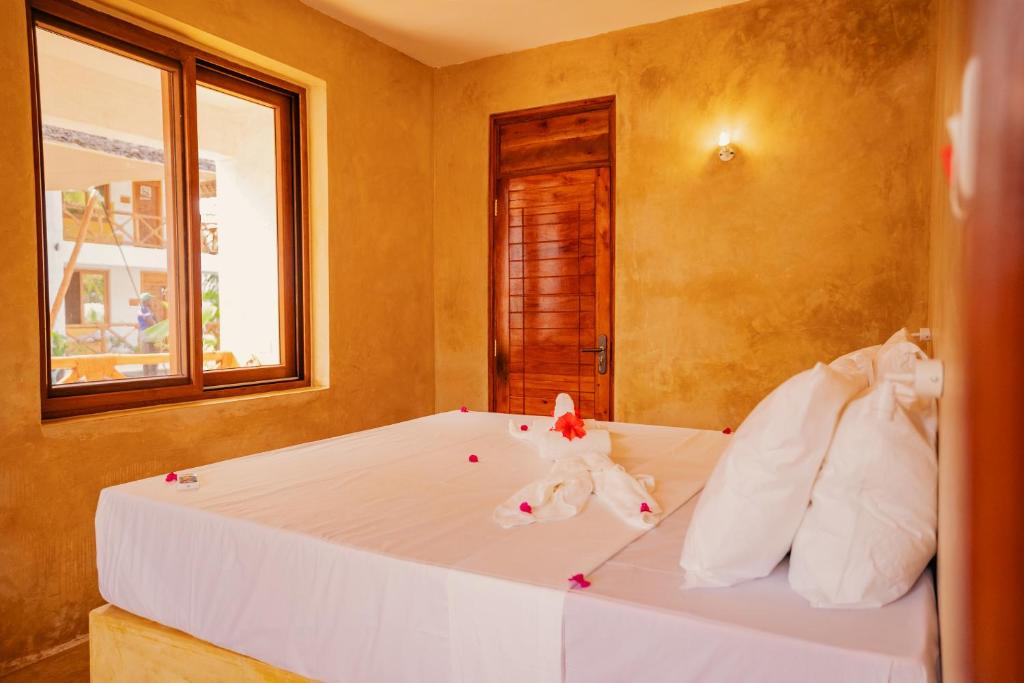 Deluxe, Double Bed, Mayai Ocean Resort 8/10