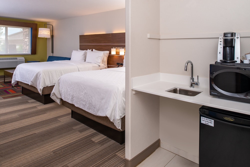 Holiday Inn Express Hotel And Suites Gunnison 16/73