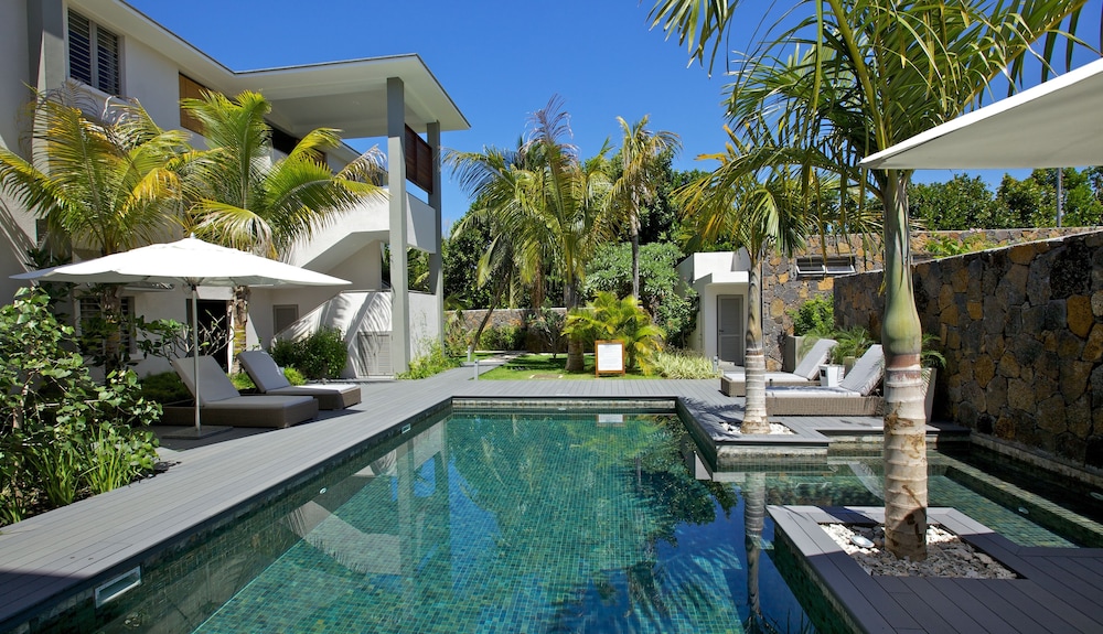 Paradise Beach by Horizon Holidays 66/71