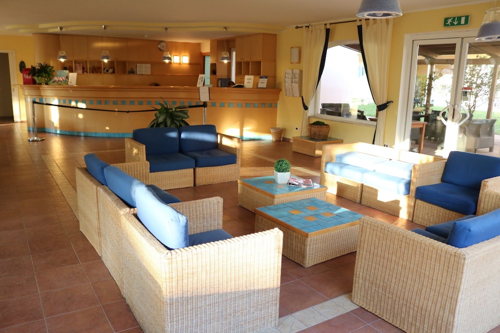 NICOTERA BEACH VILLAGE 36/66