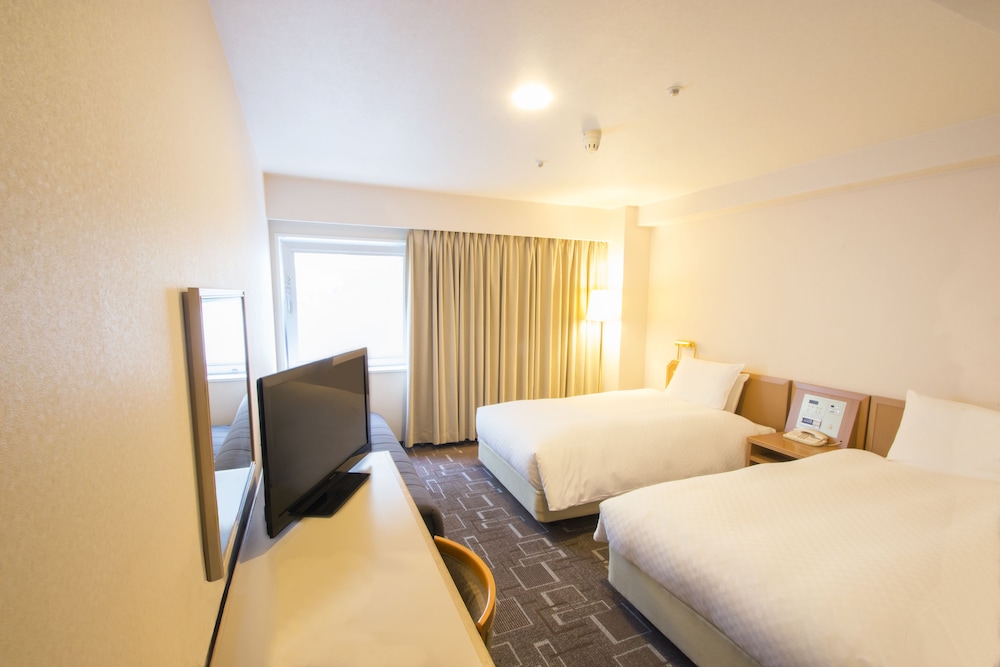 DELUXE, TWIN BEDS