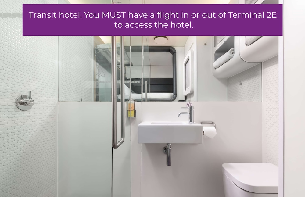 YOTELAir Paris CDG - Transit Hotel 28/32