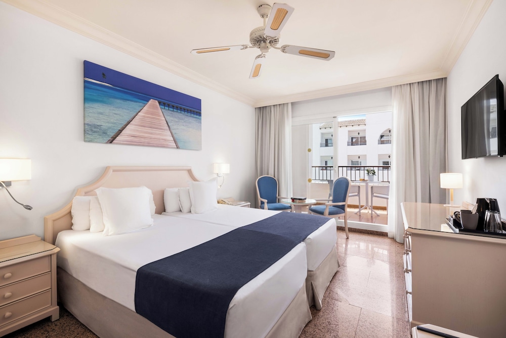 Hotel Mac Puerto Marina 13/49