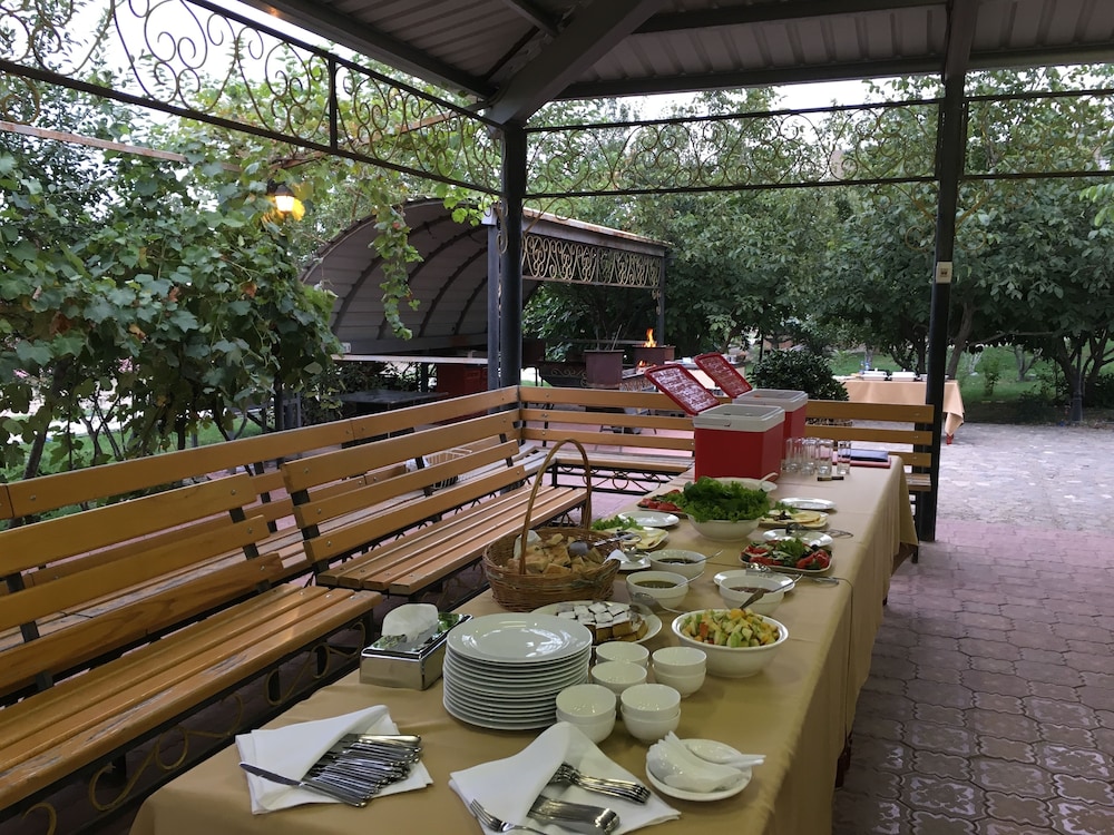 Dormitory Hualing Tbilisi Hotel 12/20