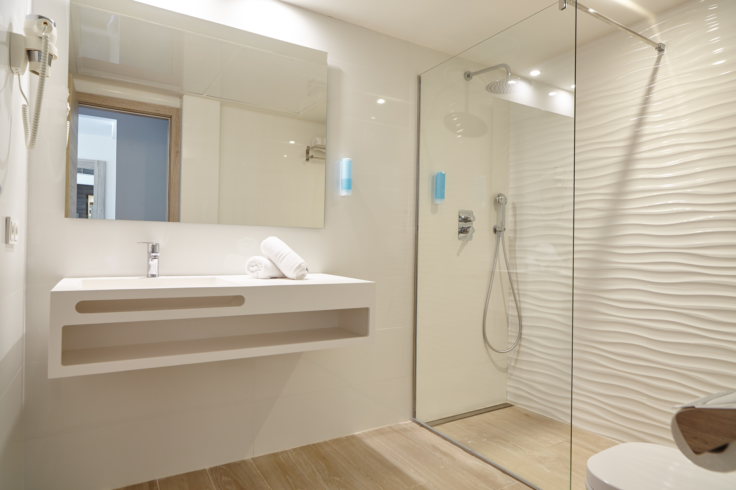 Suite, Side View، Sol Bahia Ibiza Suites 2/2