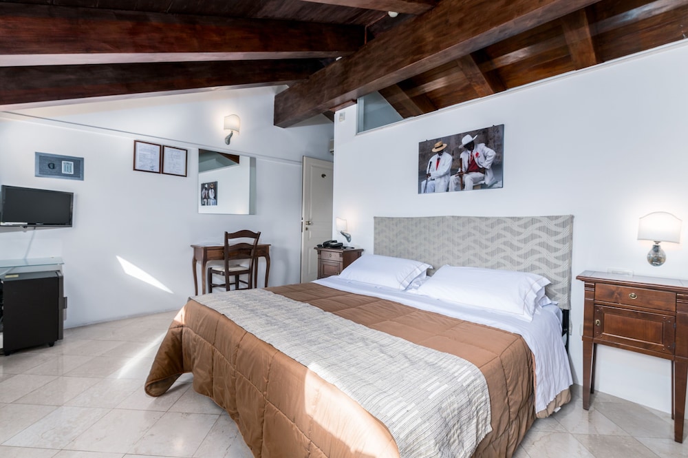 Hotel La Terra Formerly Hotel Rione Antico La Terra 30/59