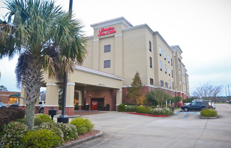 Hampton Inn And Suites Jennings 48/50